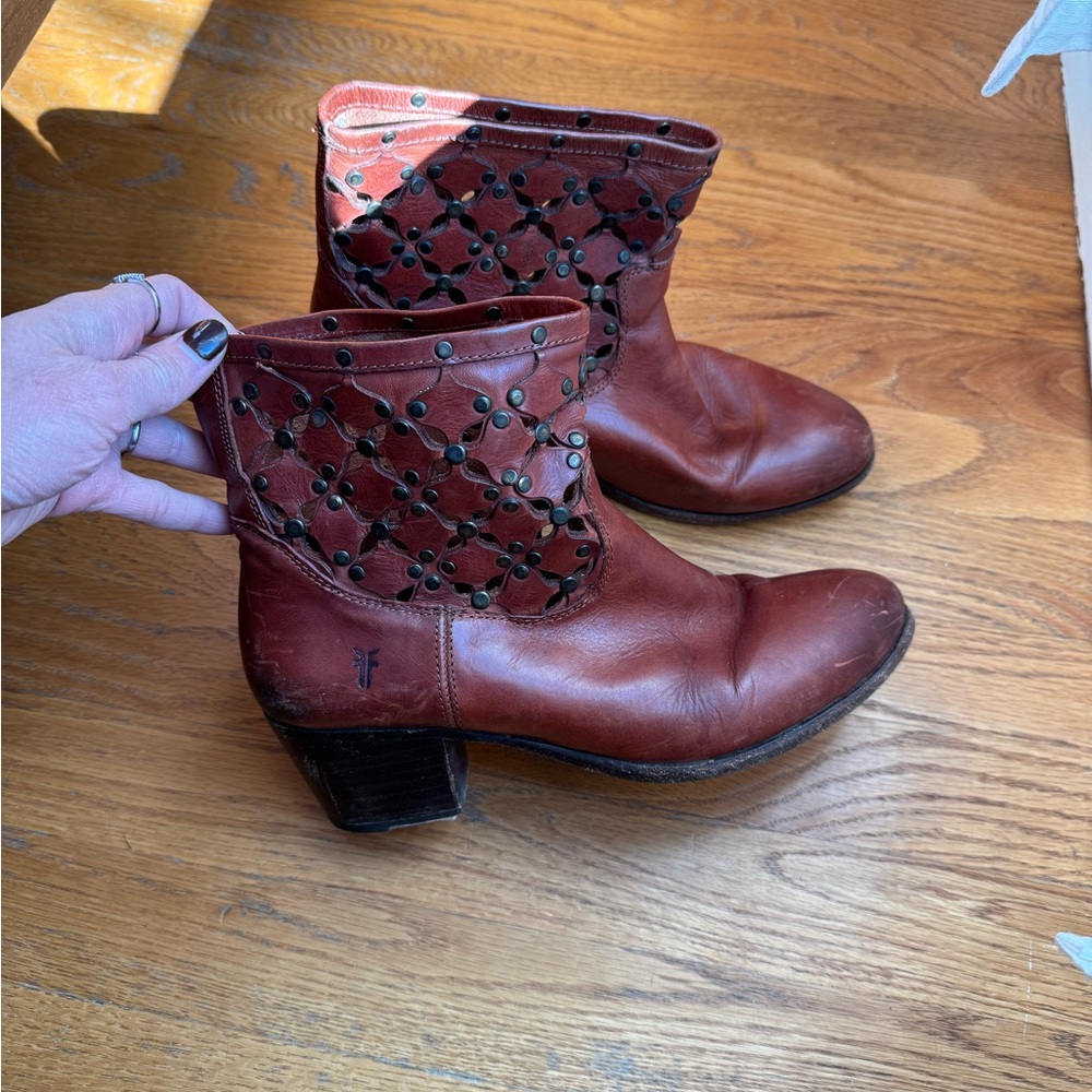 Frye Women's Courtney Stud Overlay Brown Ankle Boots